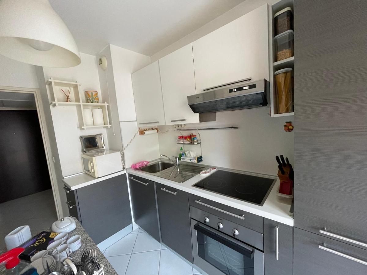 Villeneuve Loubet Plage- Entre Nice Et Cannes Екстер'єр фото